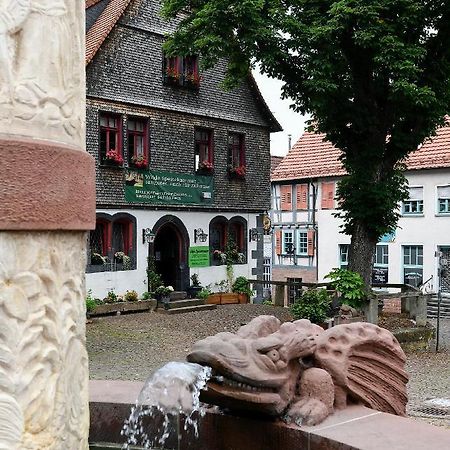 Отель Burgmannenhaus Штайнау-ан-дер-Штрасе Экстерьер фото