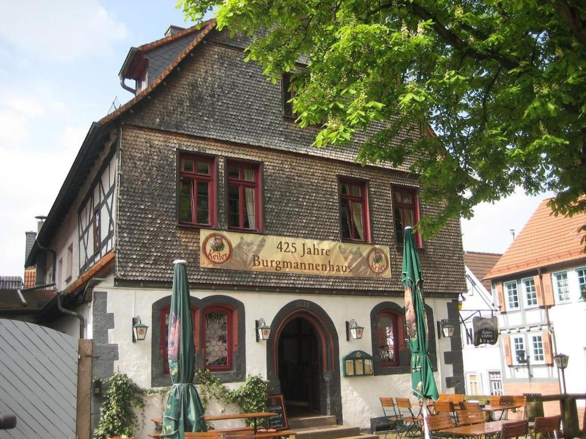 Отель Burgmannenhaus Штайнау-ан-дер-Штрасе Экстерьер фото